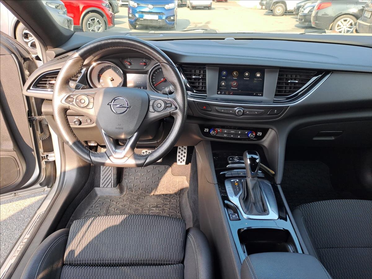 Opel Insignia Liftback 2,0 l 125 kw