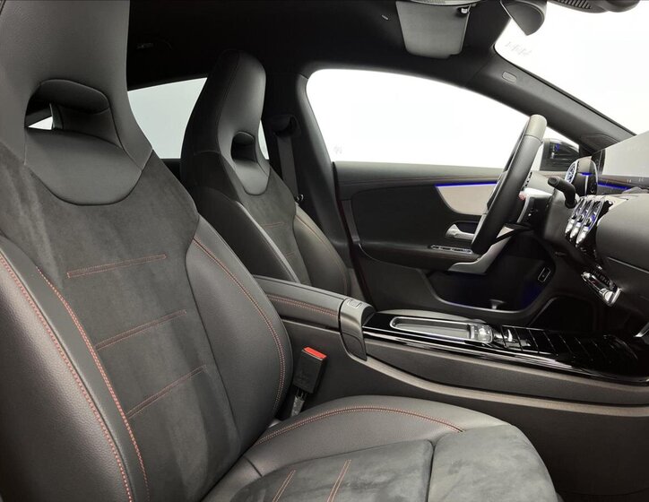 Mercedes-Benz CLA Kombi 2,0 l 110 kw