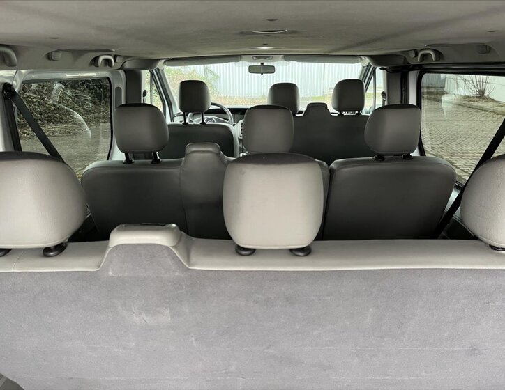 Opel Vivaro VAN-Minibus 2,0 l 84 kw