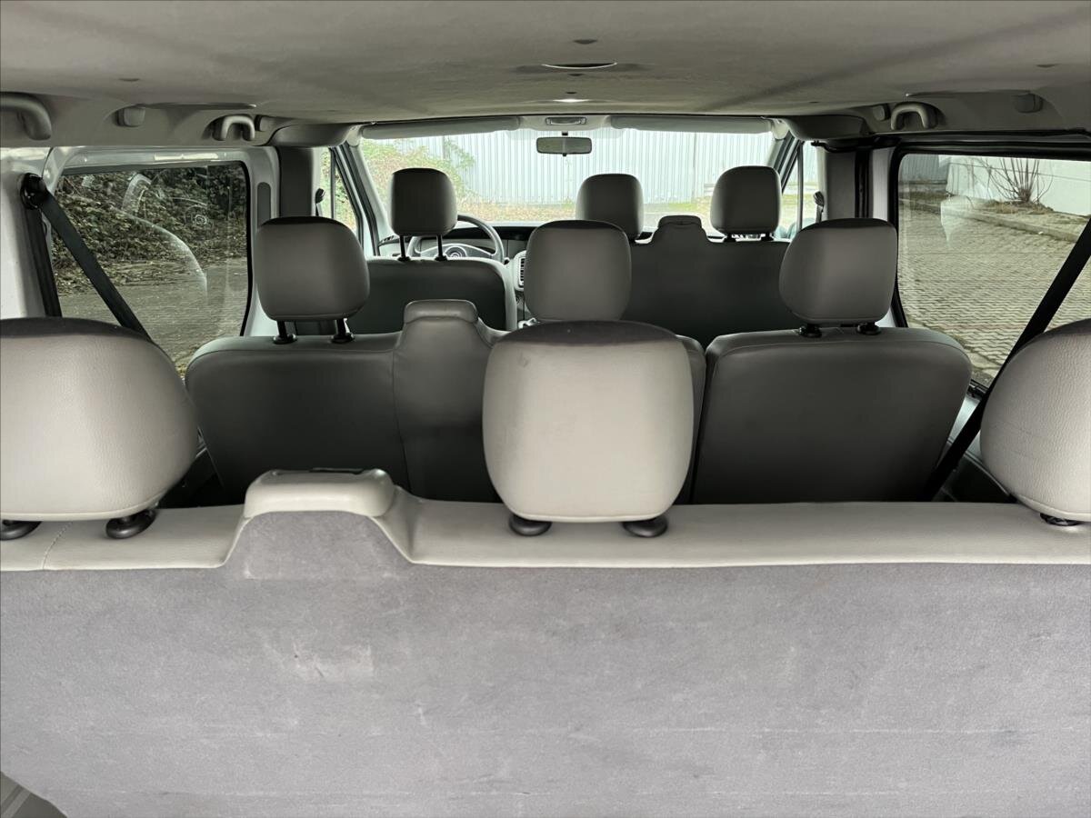 Opel Vivaro VAN-Minibus 2,0 l 84 kw