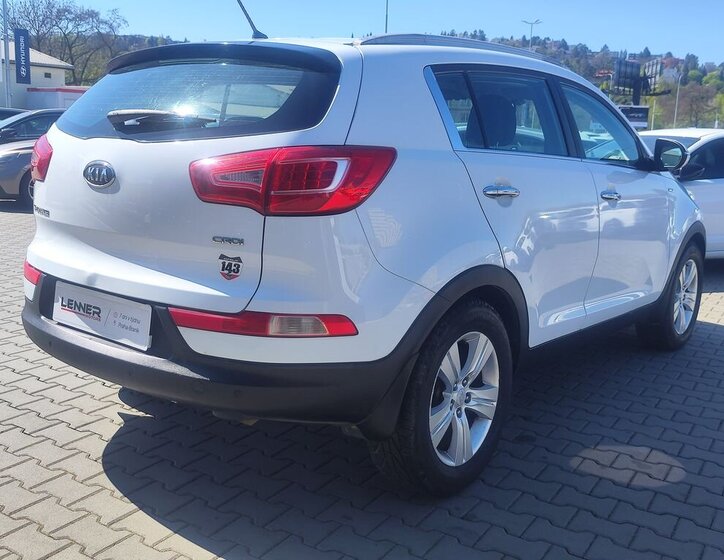 KIA Sportage SUV / Terénní 2,0 l 100 kw