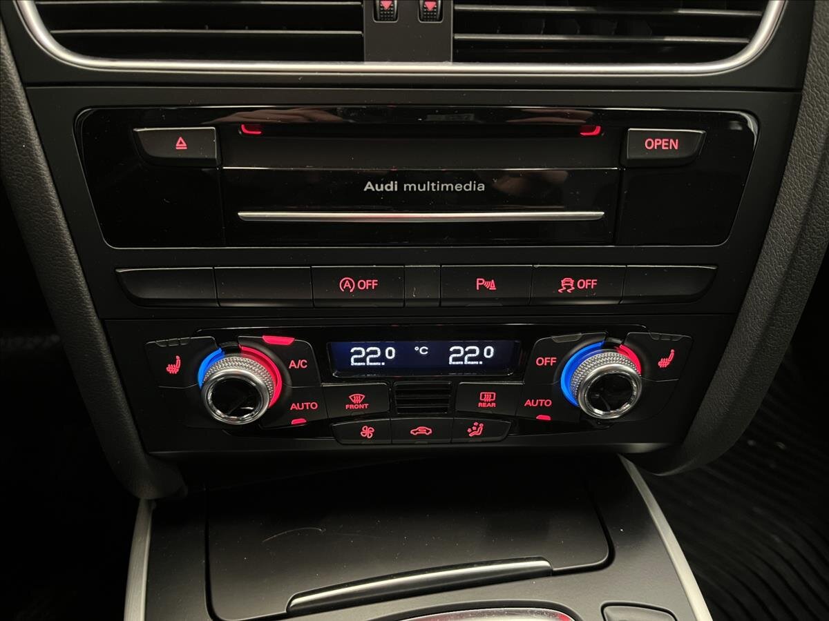 Audi A4 Kombi 2,0 l 140 kw