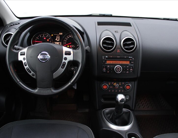 Nissan Qashqai SUV 1,6 l 84 kw