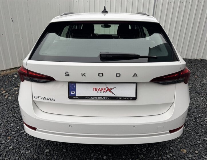 Škoda Octavia 12