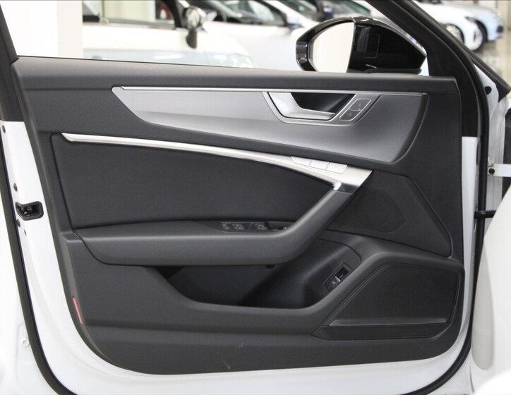 Audi A6 Sedan 3,0 l 210 kw