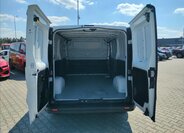Renault Trafic 10