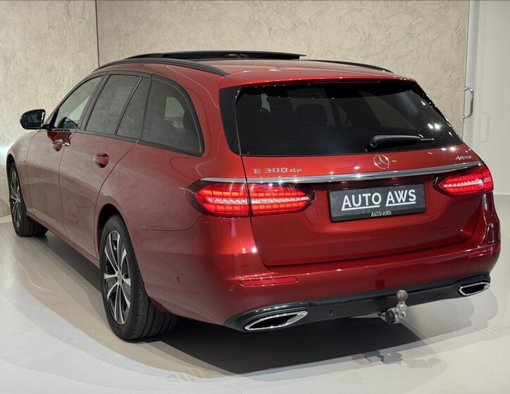 Mercedes-Benz Třídy E 13