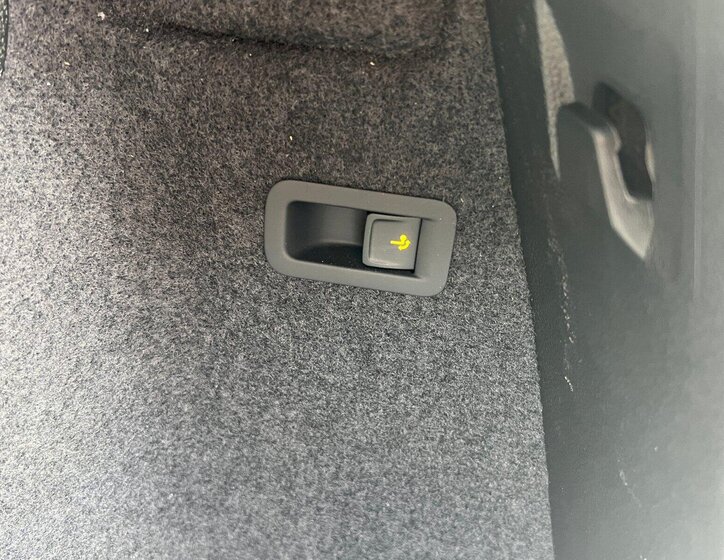 Škoda Karoq SUV 1,5 l 110 kw