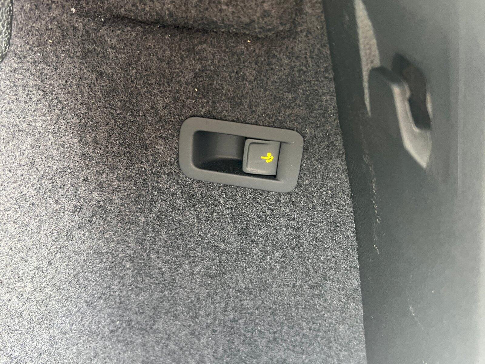 Škoda Karoq SUV 1,5 l 110 kw