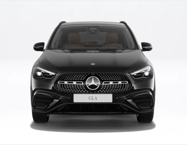 Mercedes-Benz GLA 2