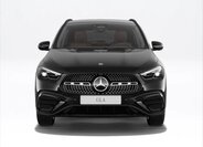 Mercedes-Benz GLA 2