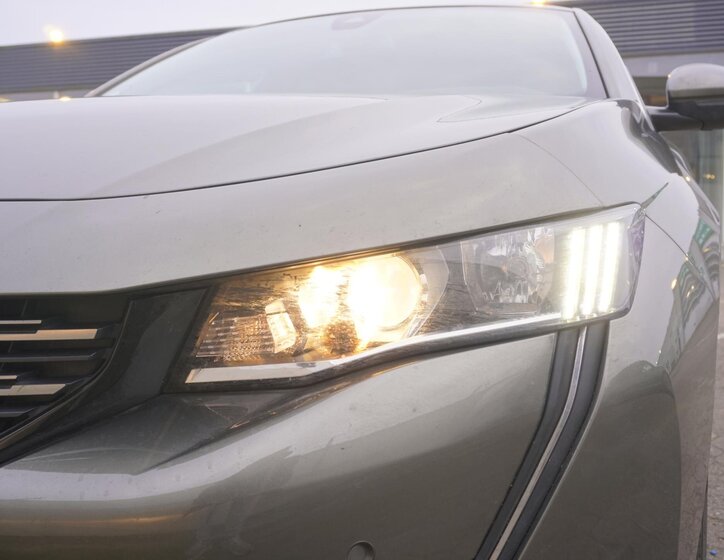 Peugeot 508 7