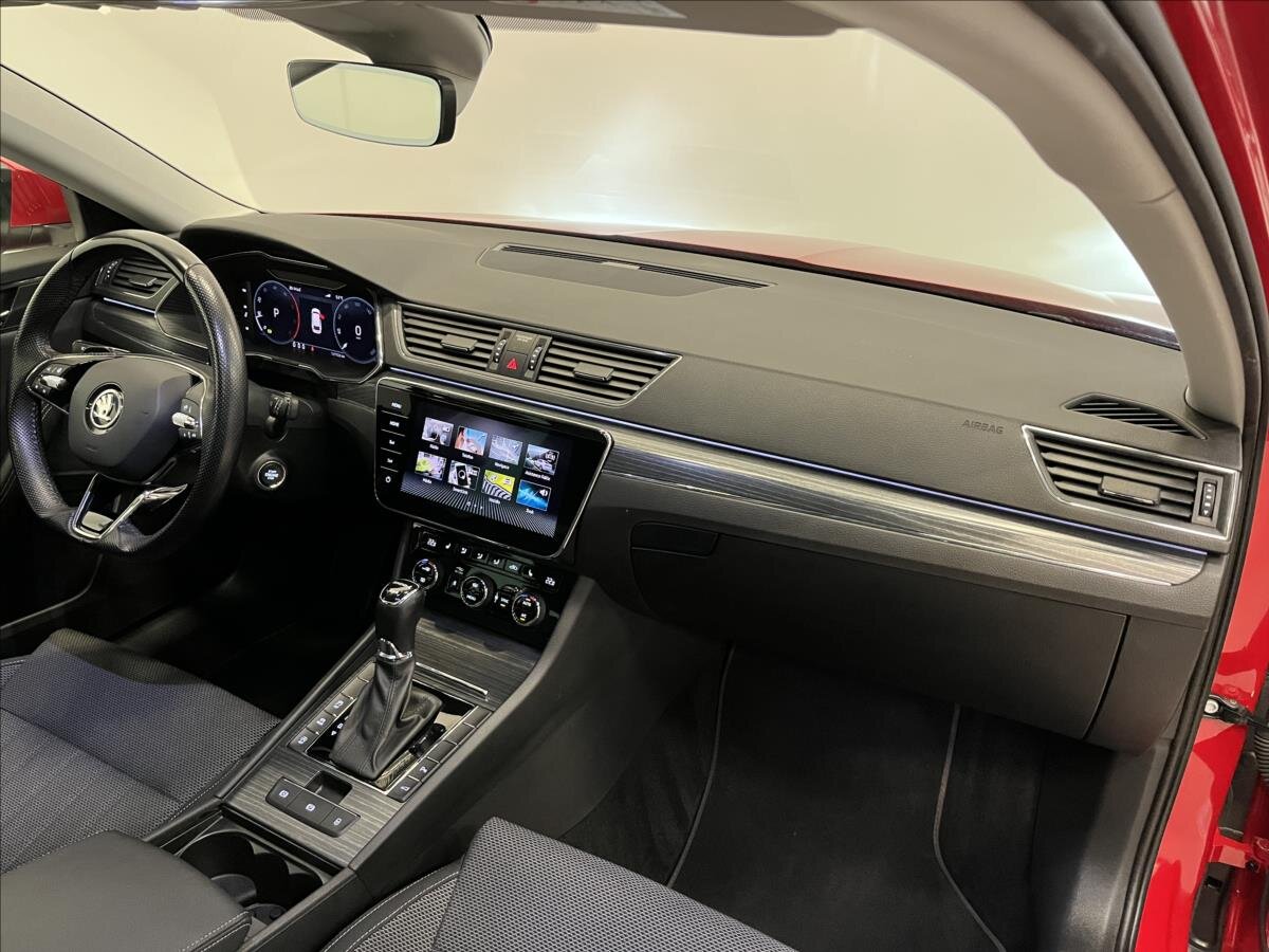 Škoda Superb Kombi 2,0 l 147 kw