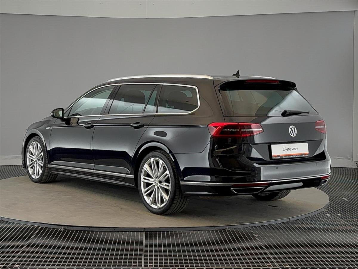 Volkswagen Passat Kombi 2,0 l 176 kw