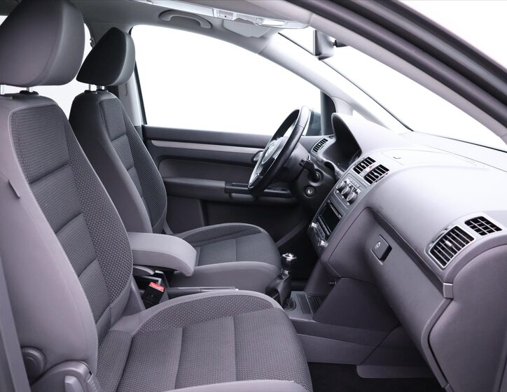 Volkswagen Touran 12