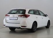 Toyota Auris 5