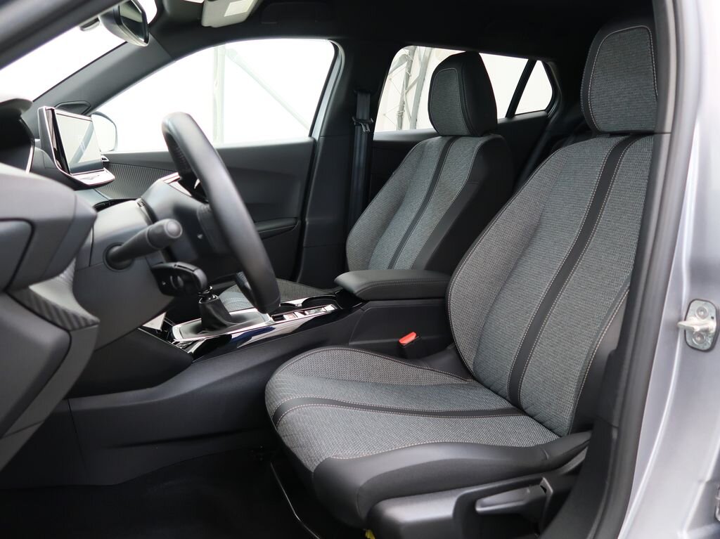 Peugeot 2008 SUV / Terénní 1,2 l 74 kw