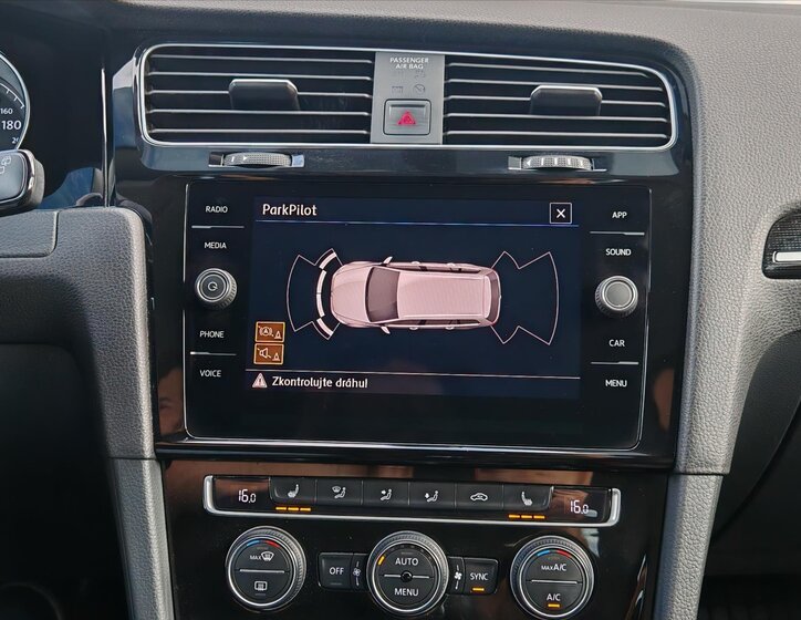 Volkswagen Golf Kombi 1,5 l 96 kw