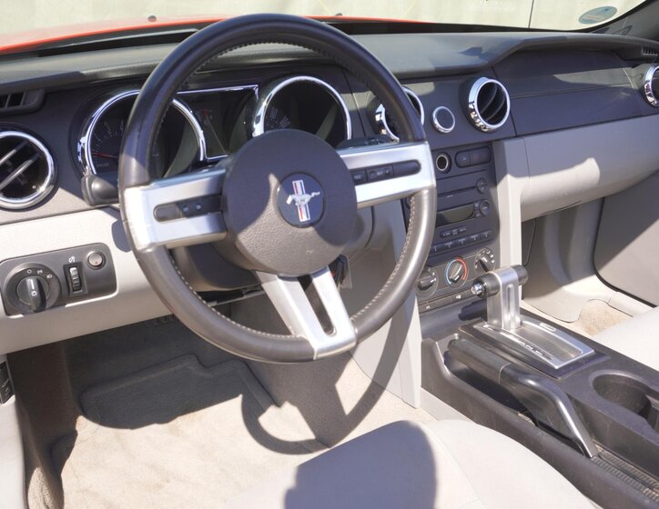 Ford Mustang Kabriolet 4,0 l 157 kw