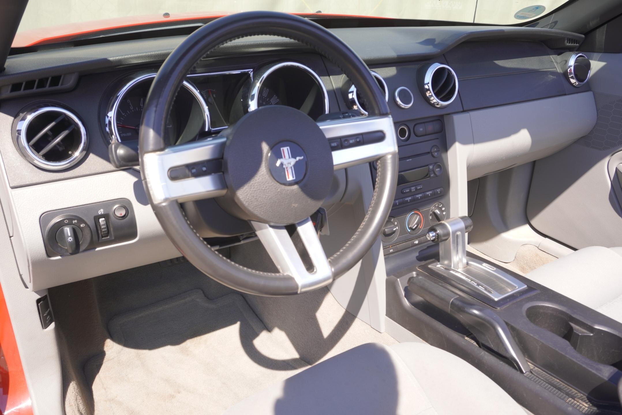 Ford Mustang Kabriolet 4,0 l 157 kw