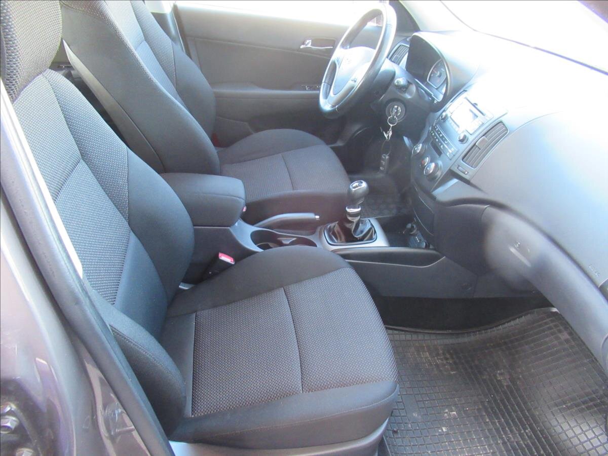 Hyundai i30 Hatchback 1,4 l 80 kw