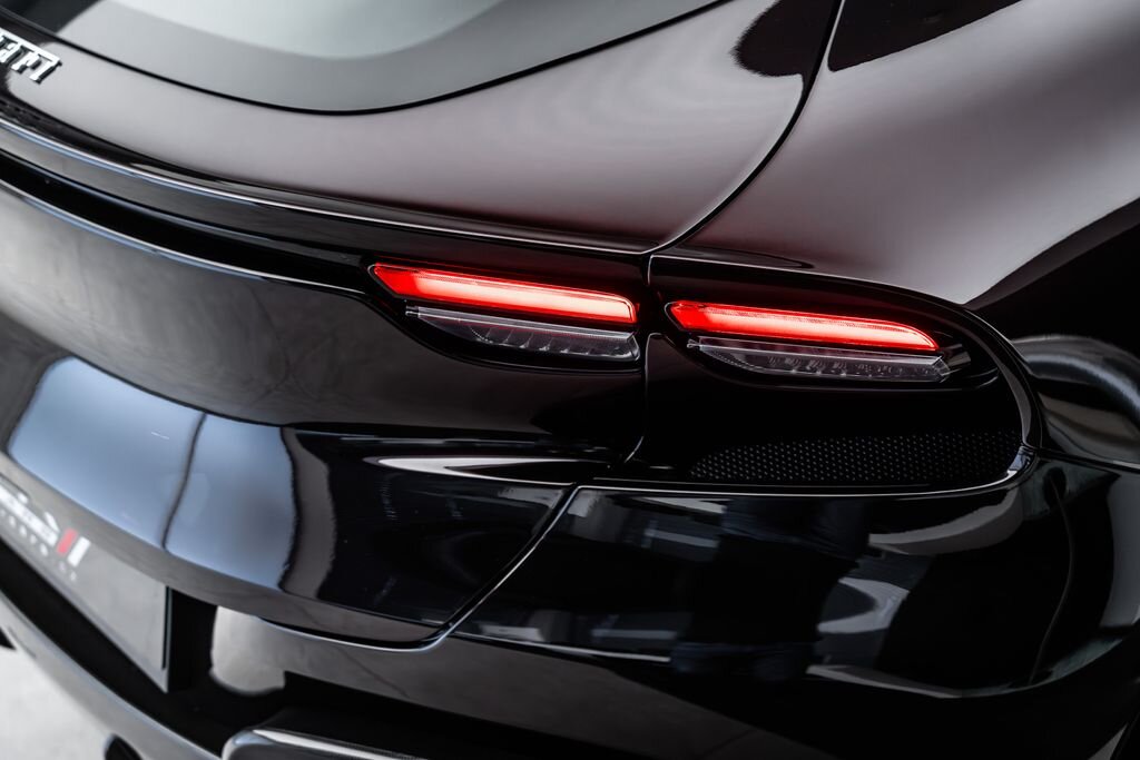 Ferrari Ostatní SUV / Terénní 6,5 l 529 kw