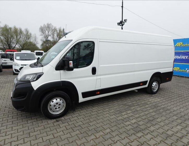 Peugeot Boxer Ostatní 2,2 l 121 kw