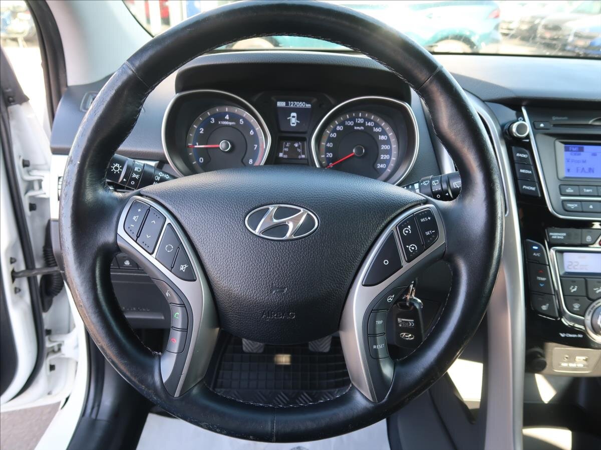 Hyundai i30 Kombi 1,6 l 88 kw