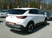 Opel Grandland X SUV / Terénní 1,2 l 96 kw