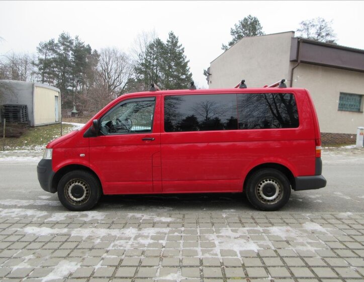 Volkswagen Transporter Ostatní 2,5 l 96 kw