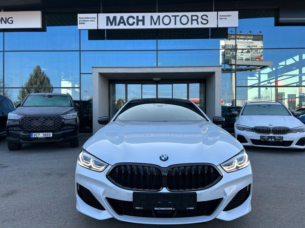 BMW Řada 8 Sedan / Limuzína 3,0 l 245 kw