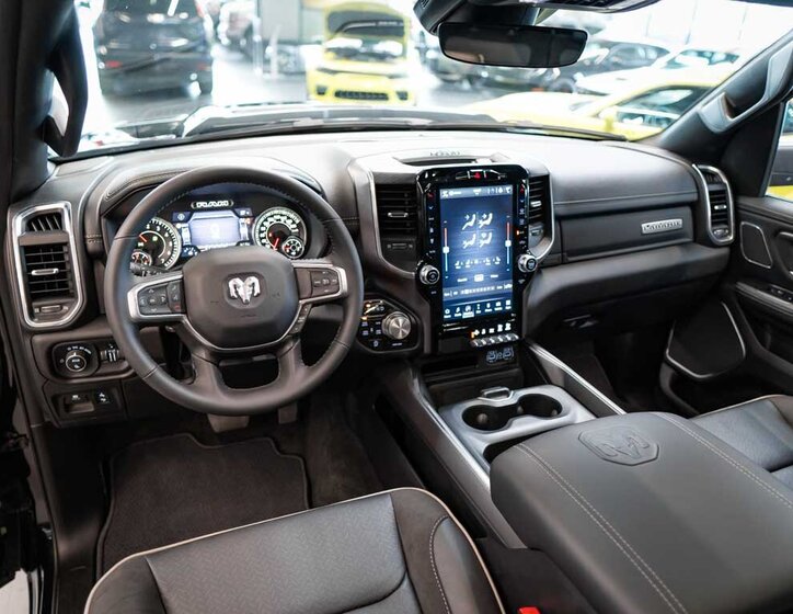 Dodge RAM Pick-up 5,7 l 291 kw