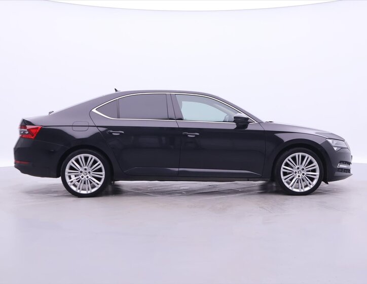 Škoda Superb Liftback 2,0 l 110 kw