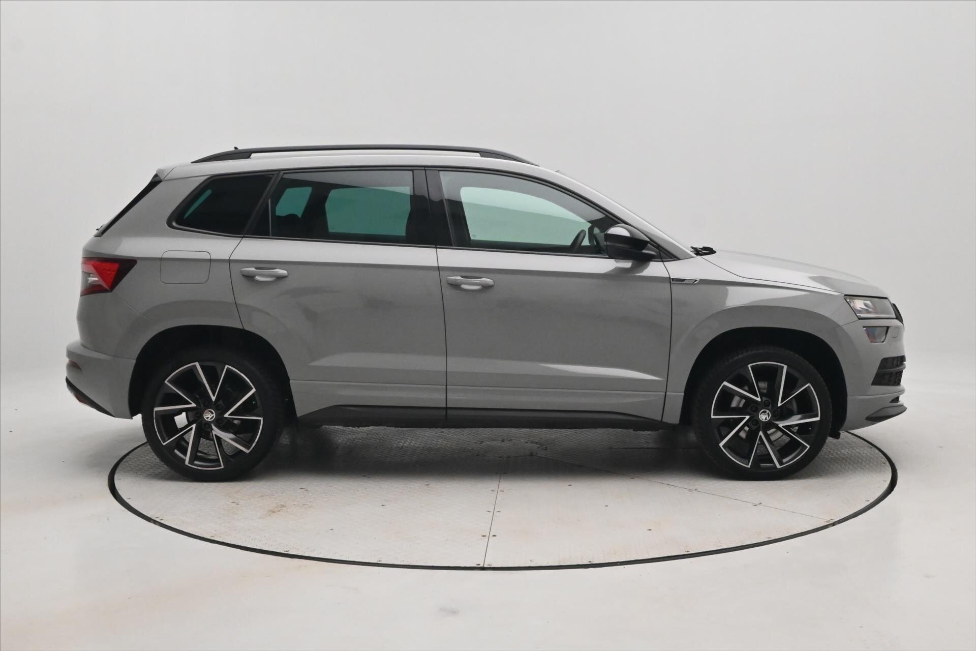 Škoda Karoq SUV / Terénní 1,5 l 110 kw