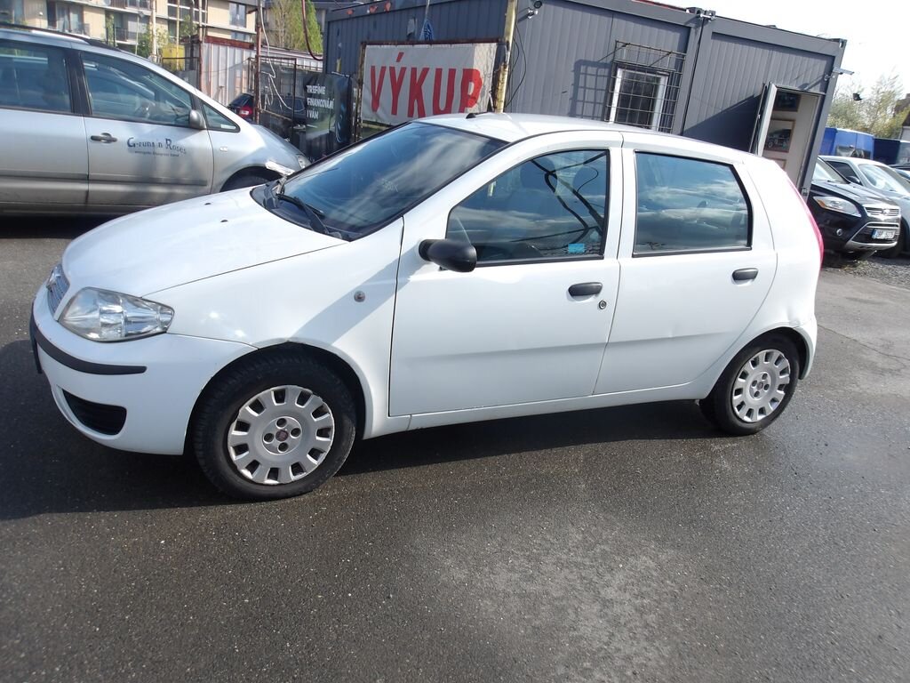 Fiat Punto Hatchback 1,2 l 44 kw