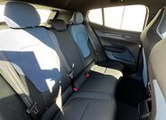 Volvo EX30 SUV / Terénní 69,0 200 kw