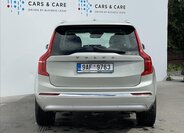 Volvo XC90 22