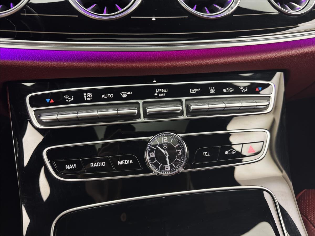 Mercedes-Benz CLS Sedan / Limuzína 3,0 l 320 kw