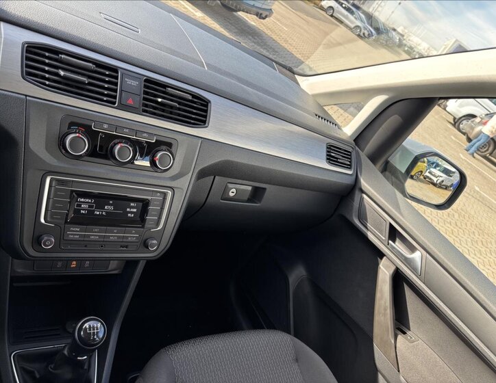 Volkswagen Caddy Kombi 2,0 l 75 kw