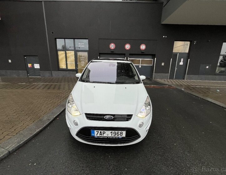 Ford S-MAX MPV 2,0 l 120 kw