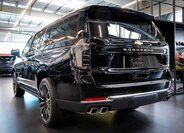 Chevrolet Suburban SUV 6,2 l 313 kw