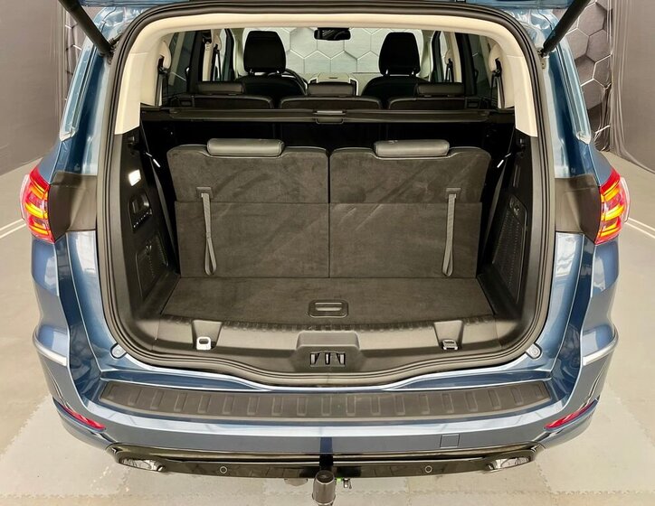 Ford S-MAX MPV 2,5 l 140 kw