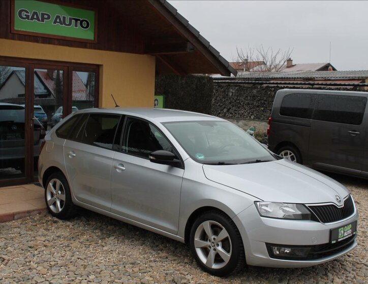 Škoda Rapid Hatchback 1,2 l 81 kw