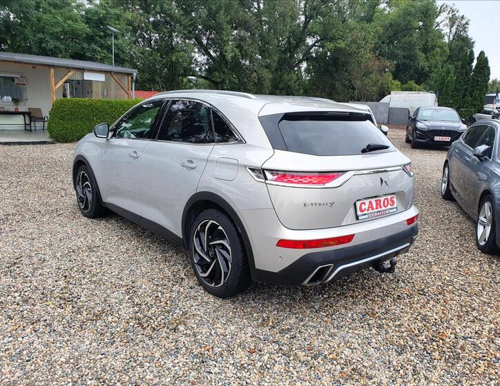 DS Automobiles DS7 Crossback 5