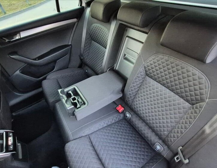 Škoda Superb Kombi 2,0 l 110 kw