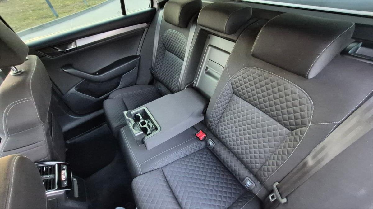 Škoda Superb Kombi 2,0 l 110 kw