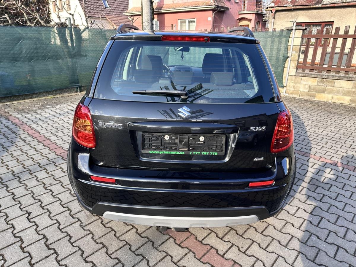 Suzuki SX4 Hatchback 1,6 l 88 kw