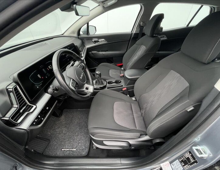 KIA Sportage 4