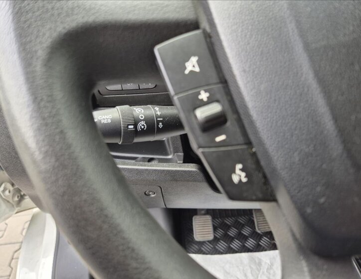 Peugeot Ostatní Ostatní 2,0 l 120 kw