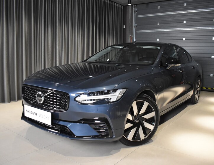 Volvo S90 1